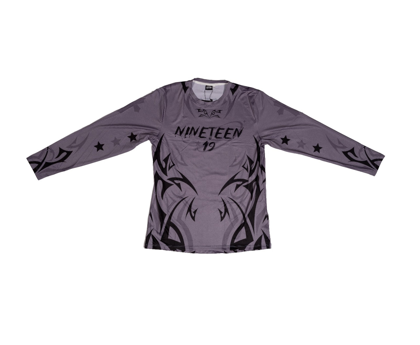 NINETEEN CLUB CROSS GRAY