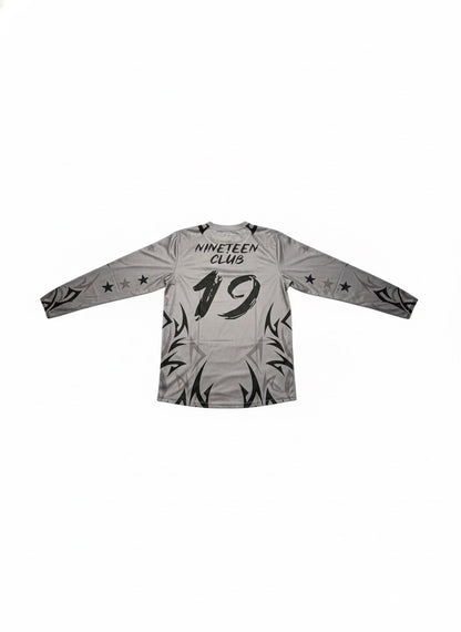 NINETEEN CLUB CROSS GRAY